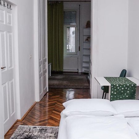 Diana'S Apartment Арад Экстерьер фото