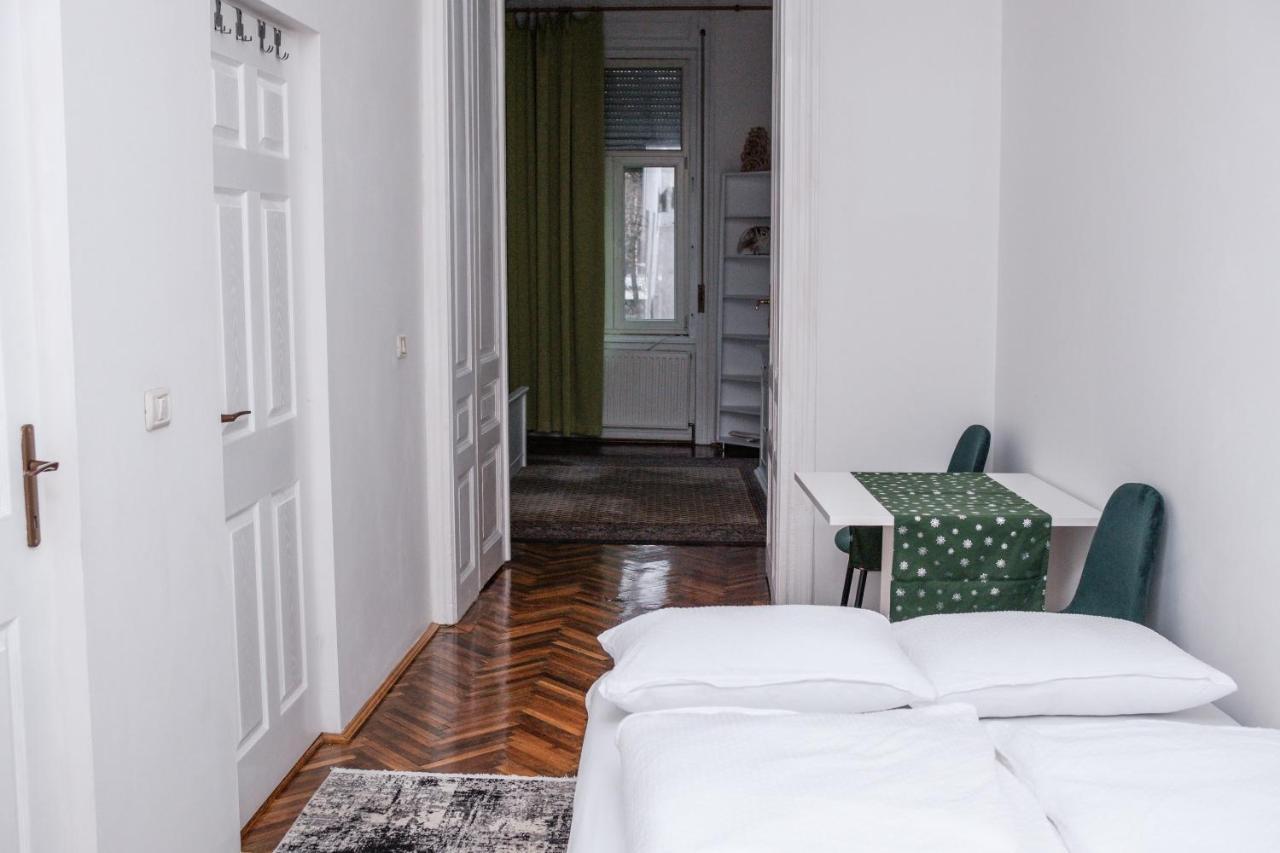 Diana'S Apartment Арад Экстерьер фото